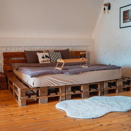 Eco Village Nevidio Poscenje Exteriér fotografie