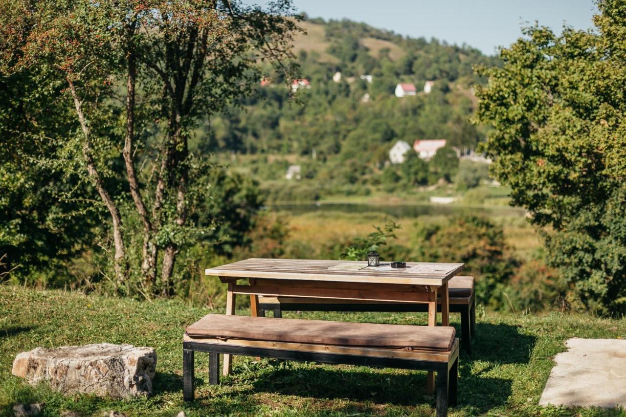 Eco Village Nevidio Poscenje Exteriér fotografie
