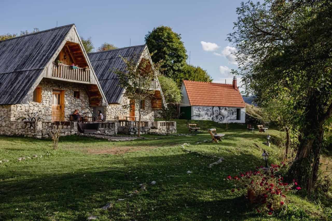 Eco Village Nevidio Poscenje Exteriér fotografie