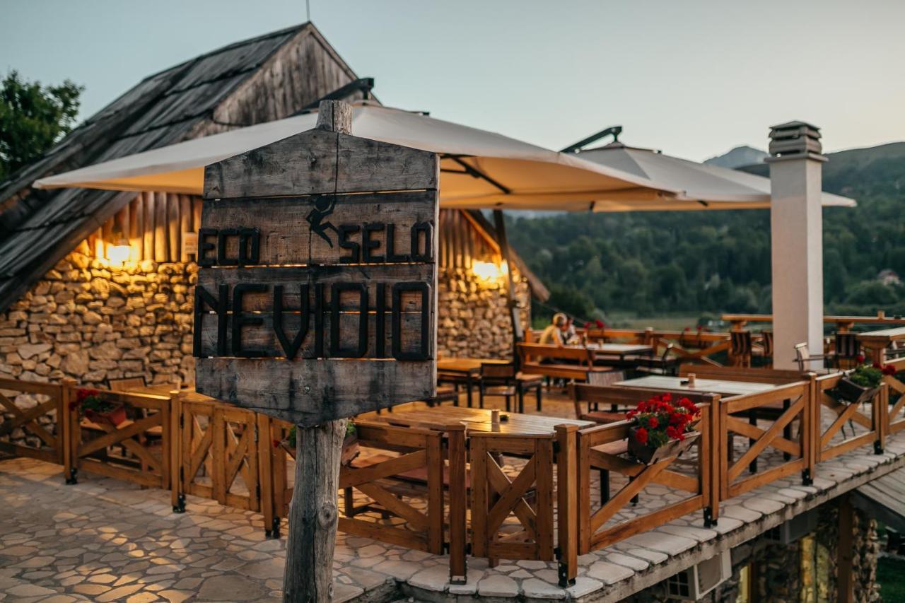 Eco Village Nevidio Poscenje Exteriér fotografie