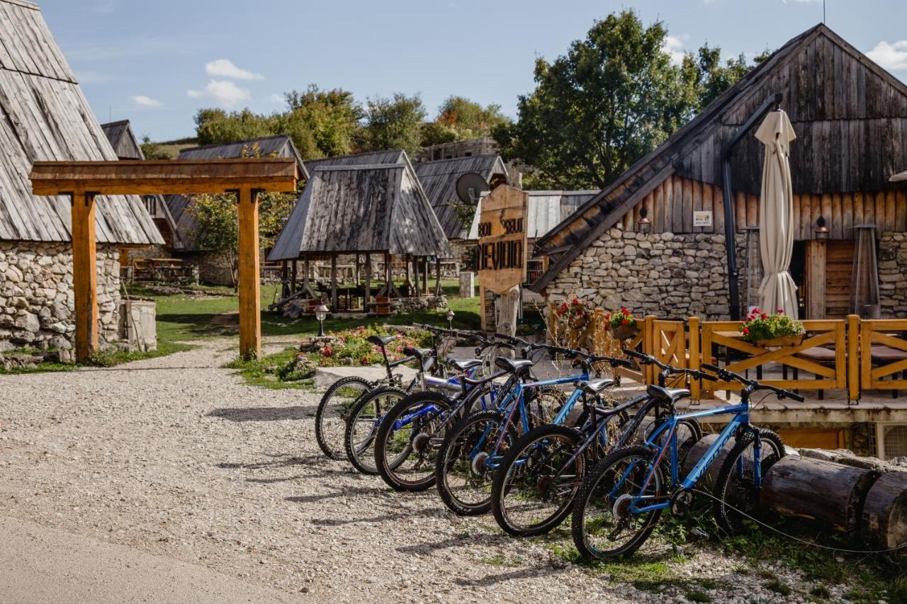 Eco Village Nevidio Poscenje Exteriér fotografie