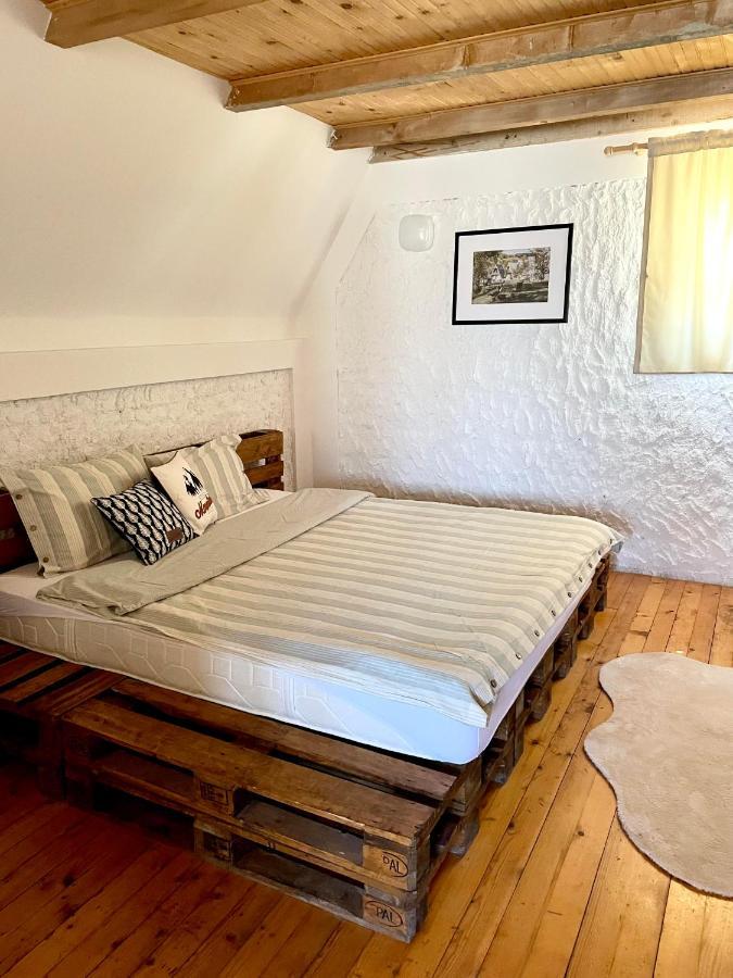 Eco Village Nevidio Poscenje Exteriér fotografie